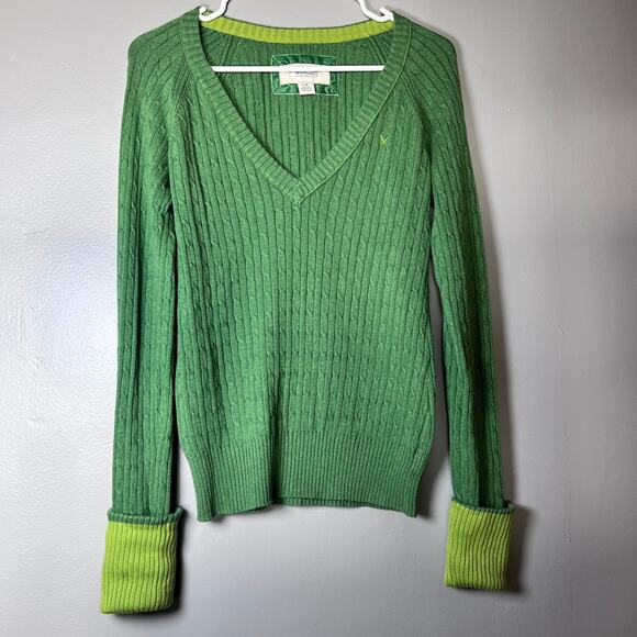 ✨AMERICAN EAGLE Green Cable Knit V-Neck Sweater Women L Long Sleeve Ribbed Cuffs - Picture 1 of 7